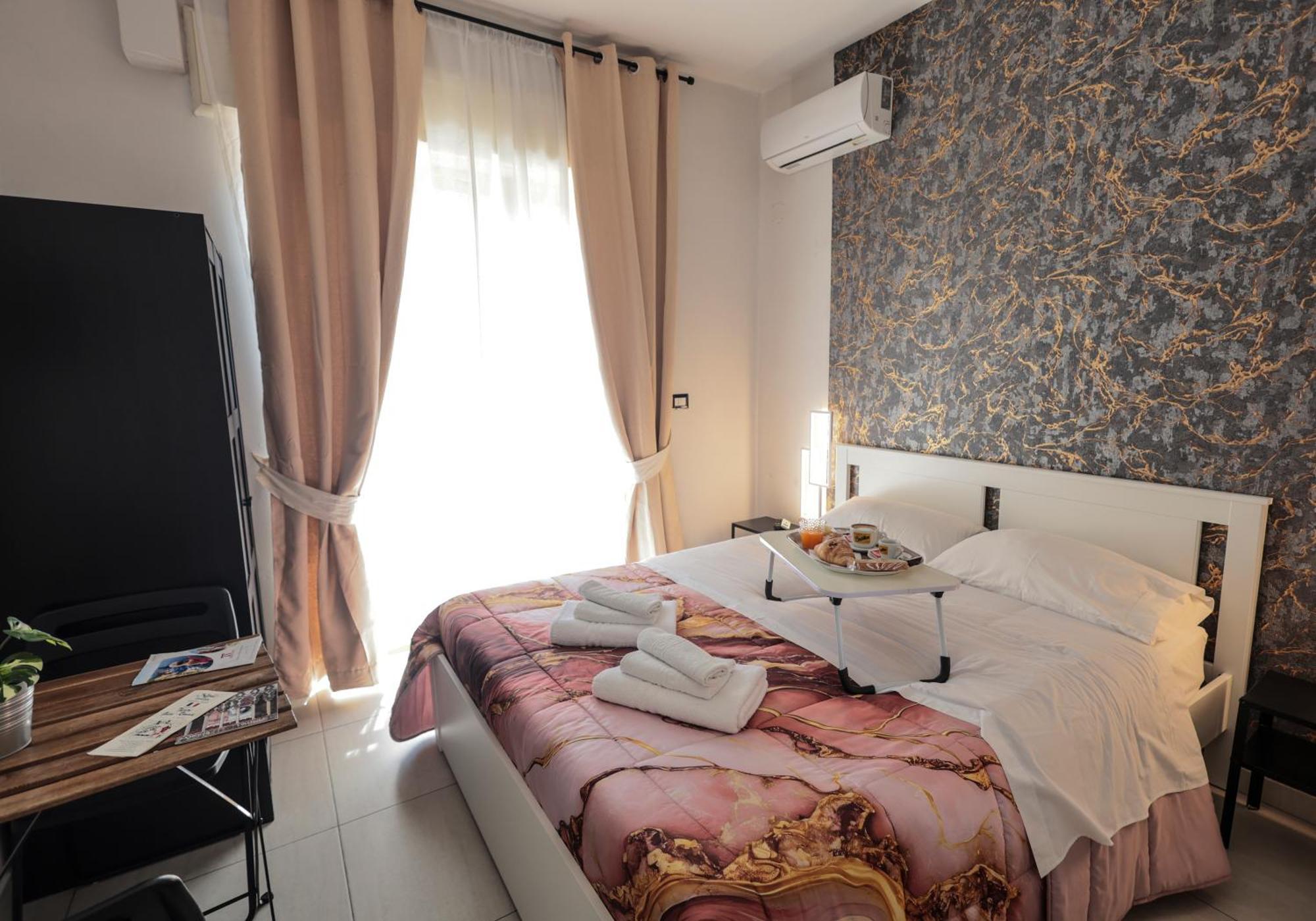 Bed and Breakfast A Cartulina E Napule Nápoles Exterior foto